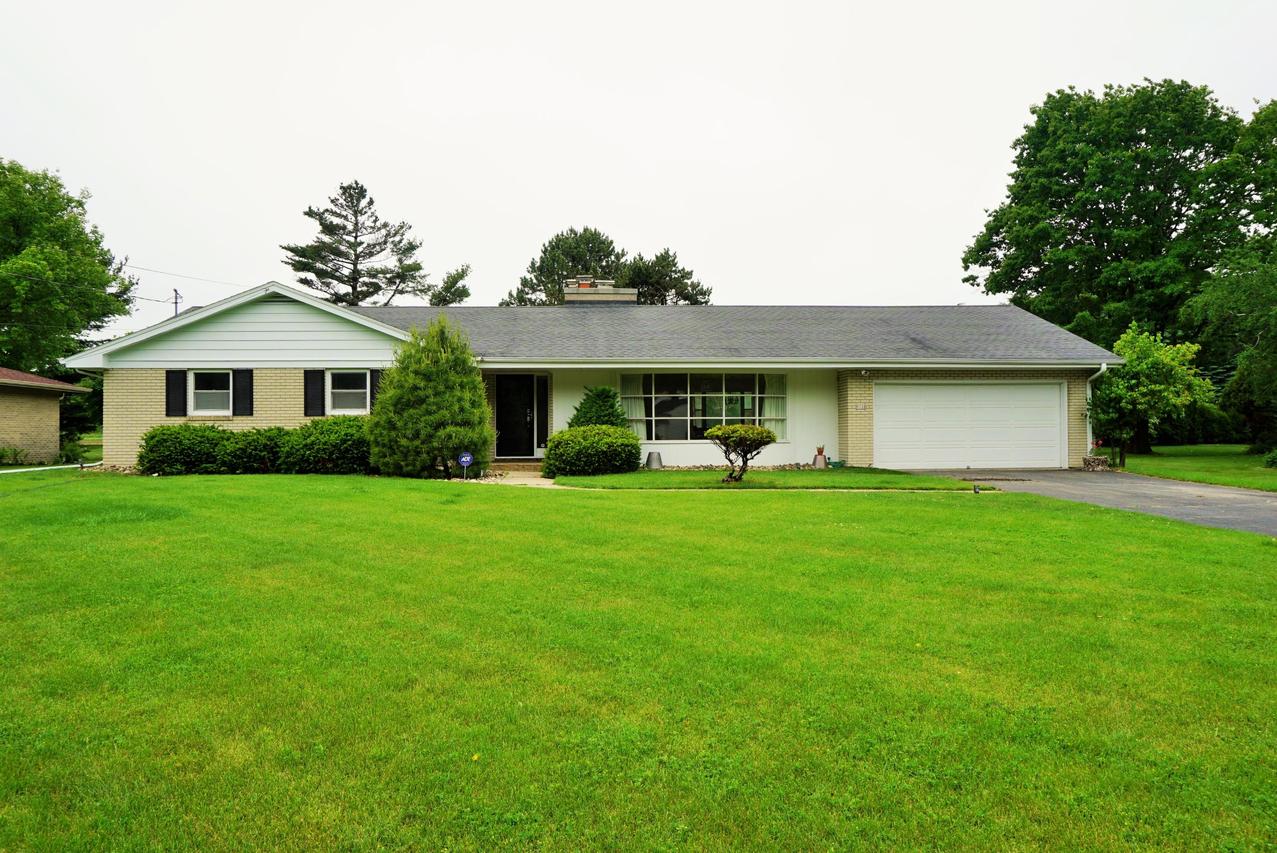 5108 Birch Creek, Caledonia, WI 53402