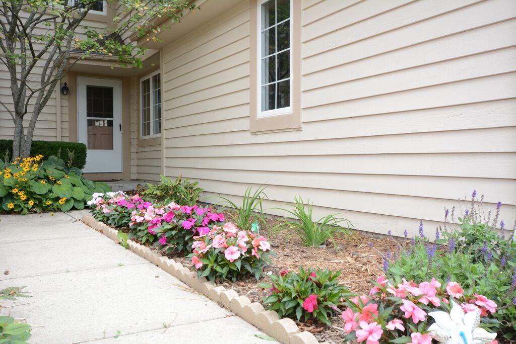 3025 N River Birch Dr #G, Brookfield, WI 53045