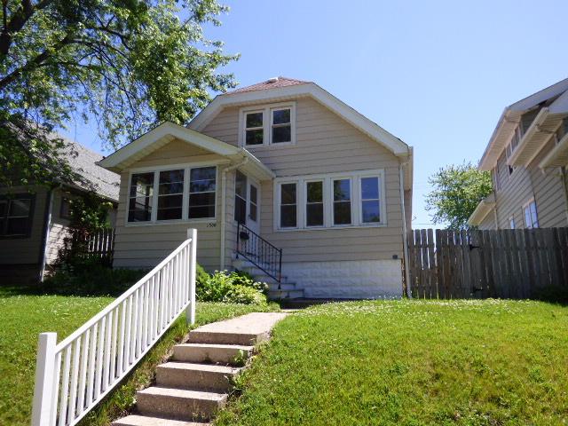 1500 S 57th St, West Allis, WI 53214