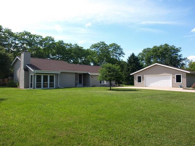W307S7881 Applewood Ln., Mukwonago, WI 53149