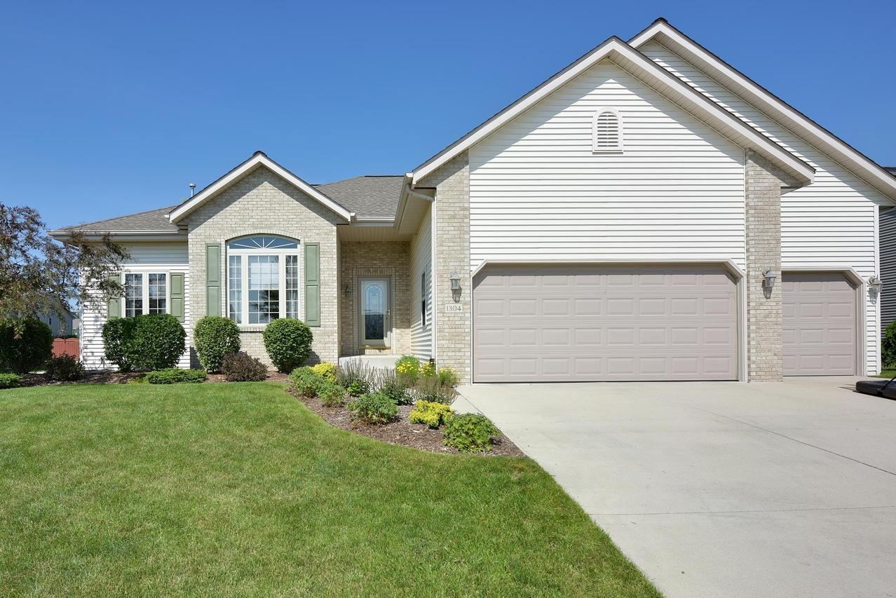 1304 Lily Ave, West Bend, WI 53090