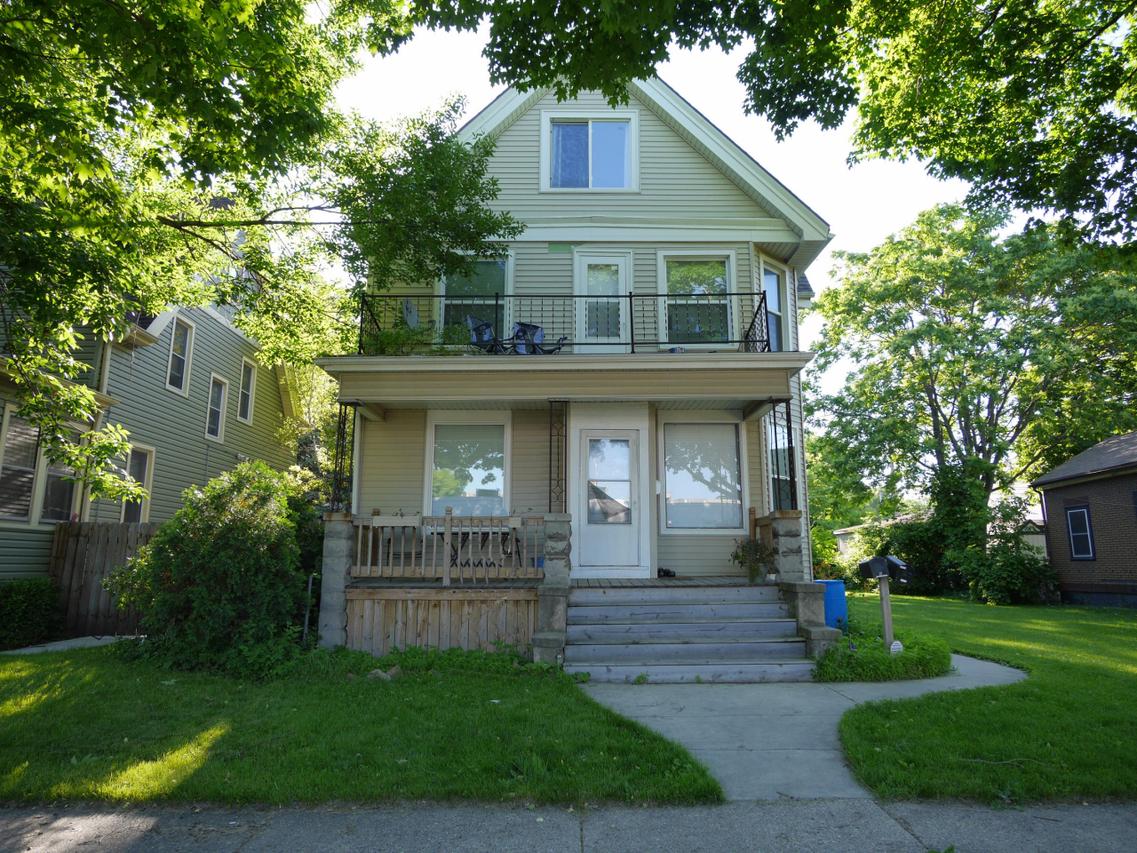 1060 N 47th St., Milwaukee, WI 53208
