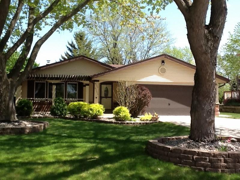 W159N11010 Legend Ave, Germantown, WI 53022