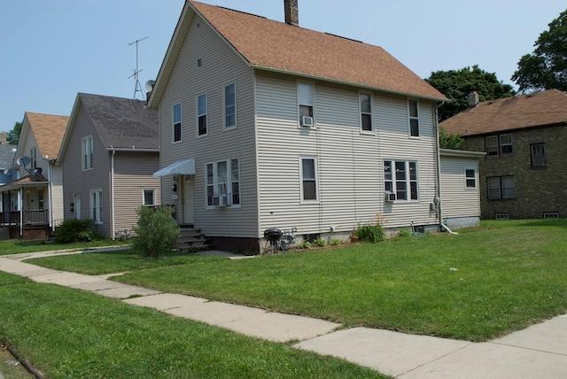 6121 12th Ave, Kenosha, WI 53143