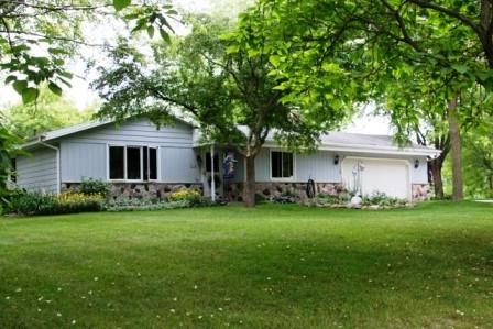 W277S8440 Riverview Dr, Vernon, WI 53149
