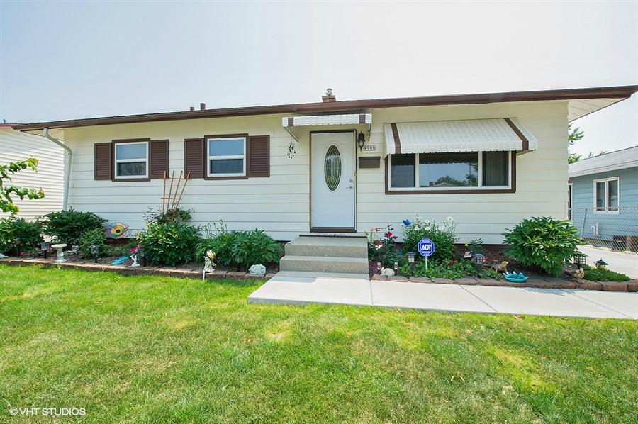 4968 S 15th Pl., Milwaukee, WI 53221