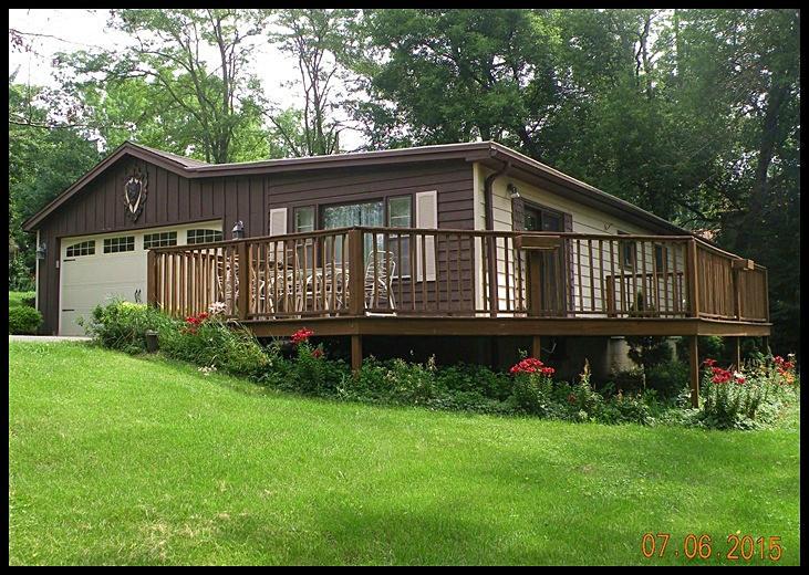 131 W School St, Twin Lakes, WI 53181