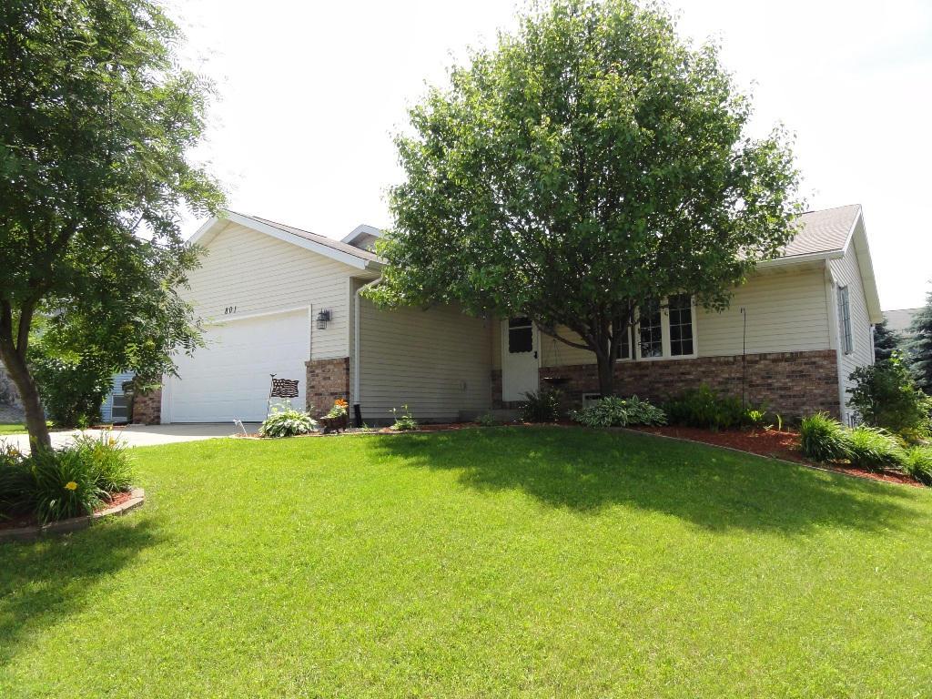 801 Royal Dr, West Bend, WI 53090