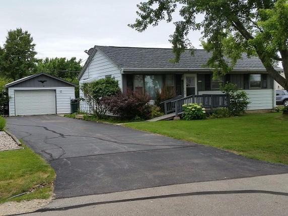 3202 Elderberry Rd, Caledonia, WI 53402