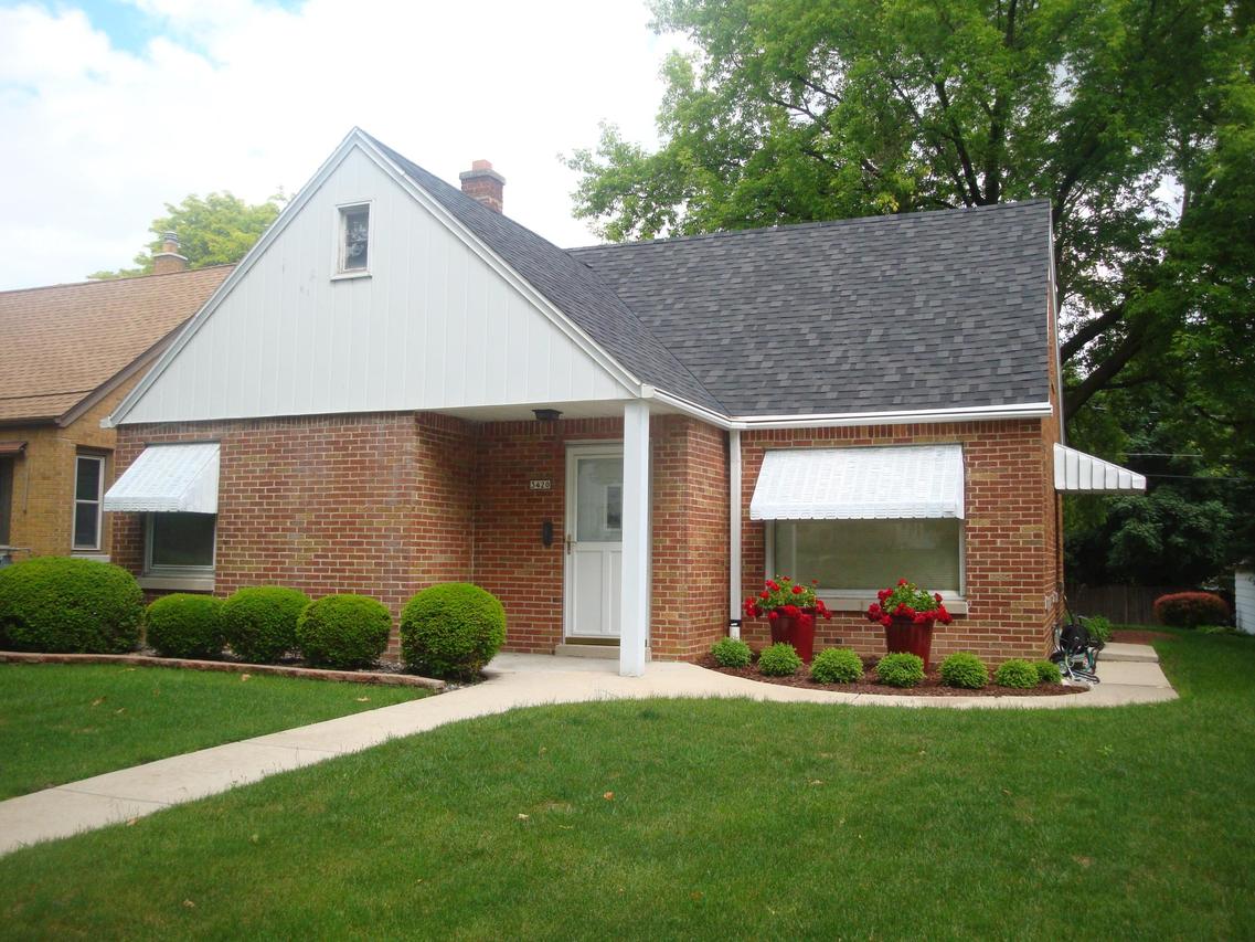 3420 S 35th St, Milwaukee, WI 53215