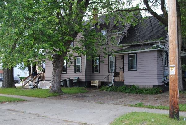 6037 22nd Ave, Kenosha, WI 53143