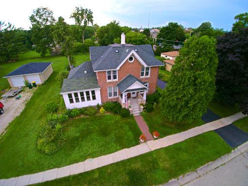 110 S Jackson St, Elkhorn, WI 53121