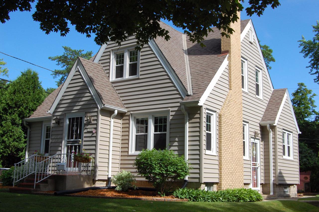 10900 W Parnell Ave., Hales Corners, WI 53130