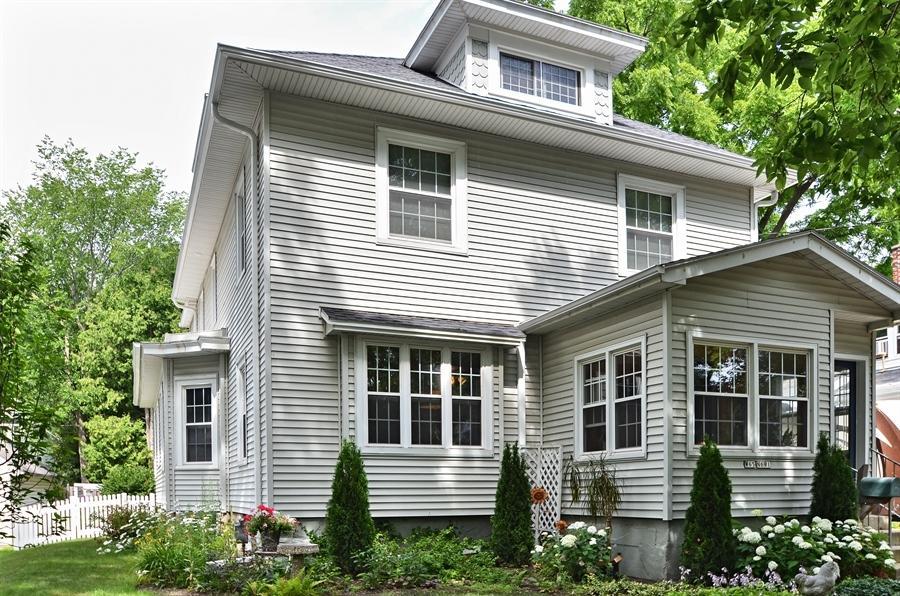 W65N691 Saint John Ave, Cedarburg, WI 53012