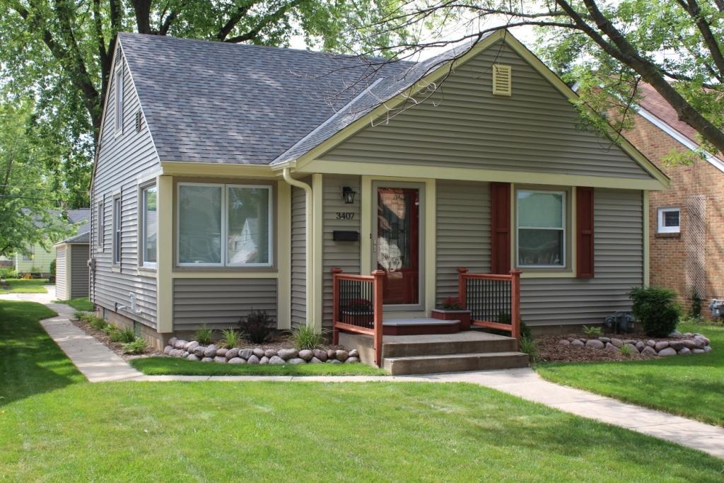 3407 N 88th St, Milwaukee, WI 53222