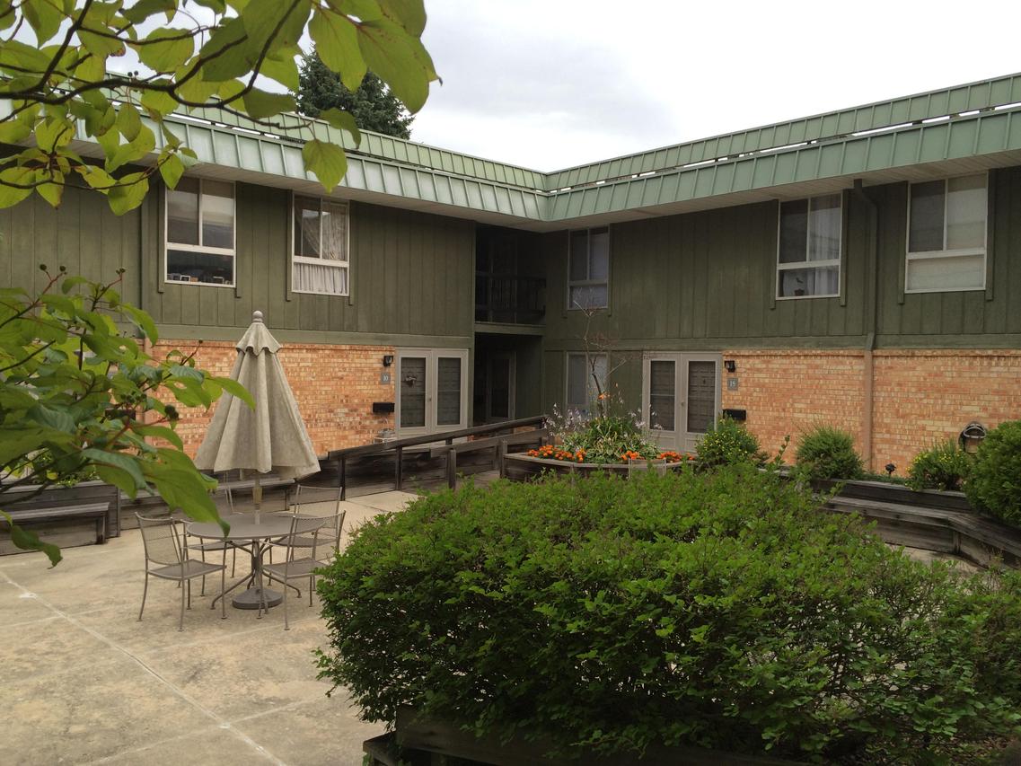4080 W Rivers Edge Cir #24, Brown Deer, WI 53209