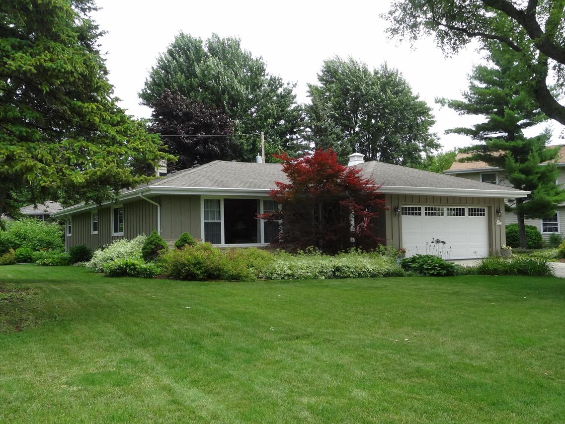 N90W17718 St Stevens Dr, Menomonee Falls, WI 53051