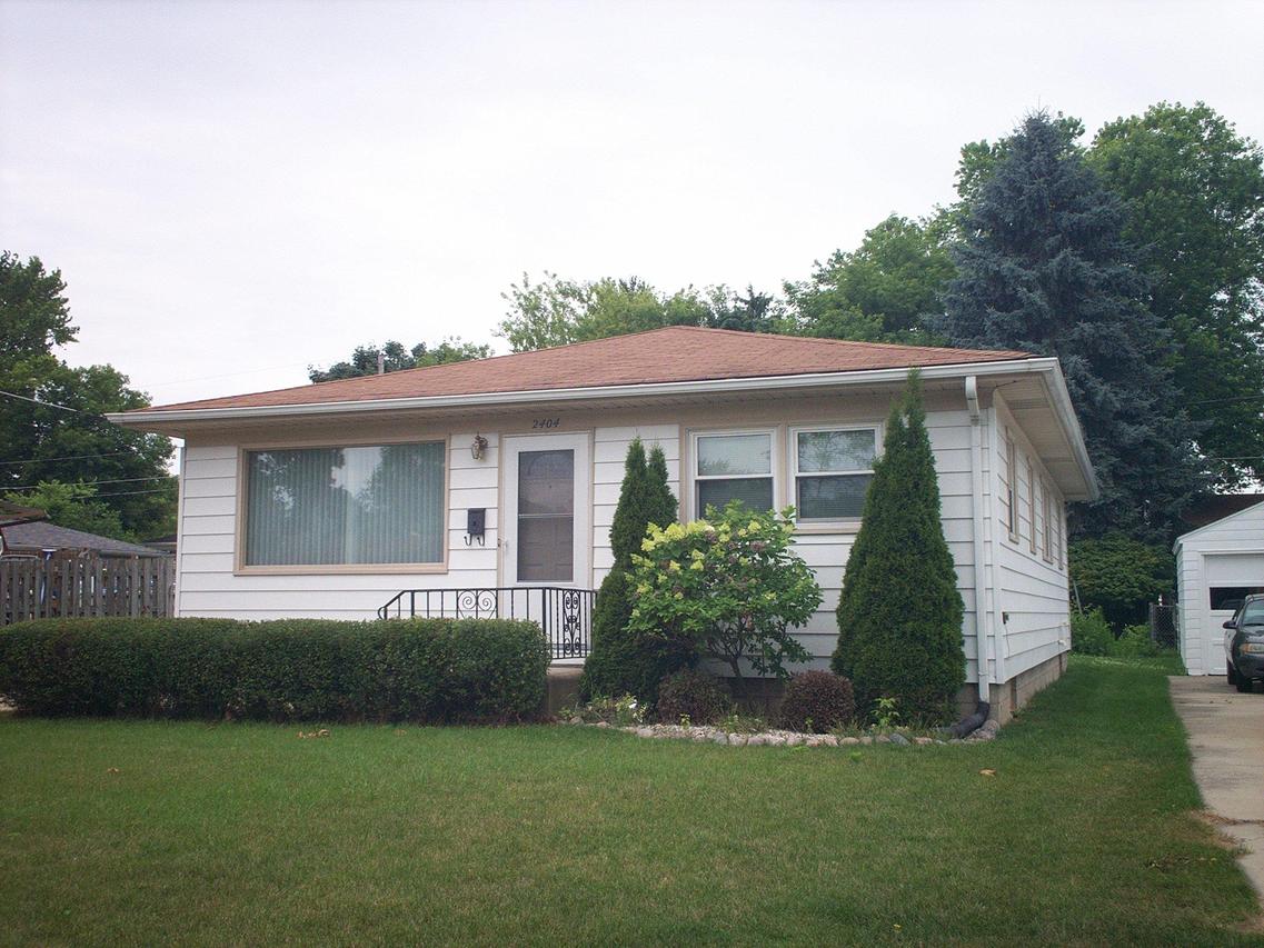 2404 Orchard St, Racine, WI 53405