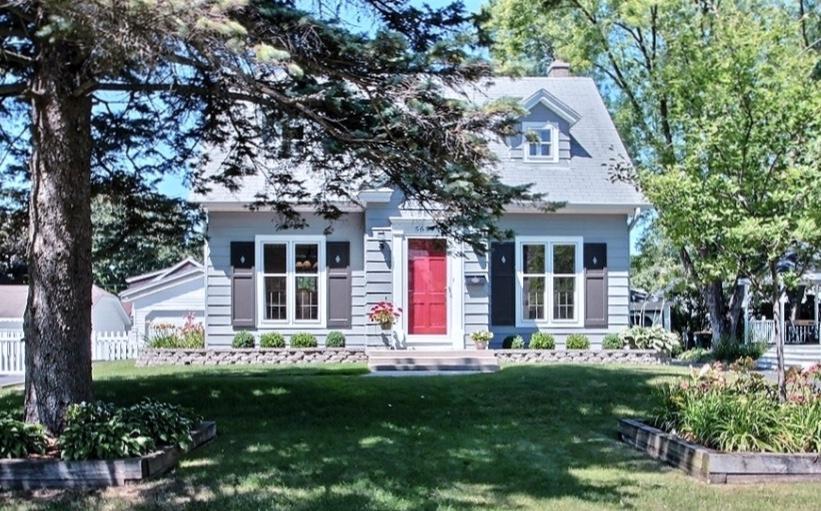 5659 S 110th St, Hales Corners, WI 53130