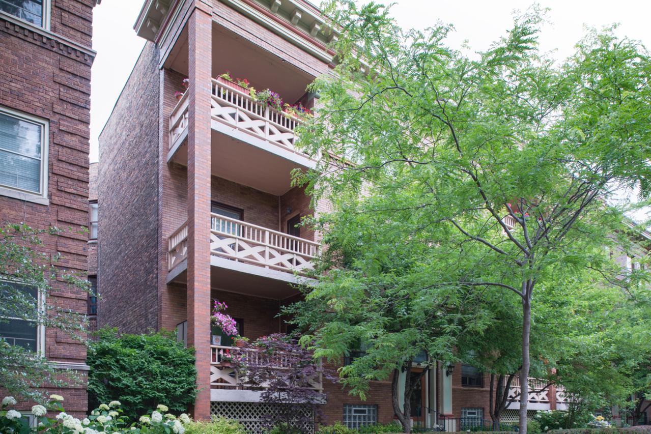 2641 N Hackett Ave #3, Milwaukee, WI 53211