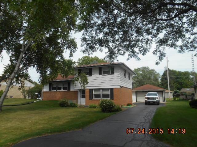 5320 S 116th St, Hales Corners, WI 53130