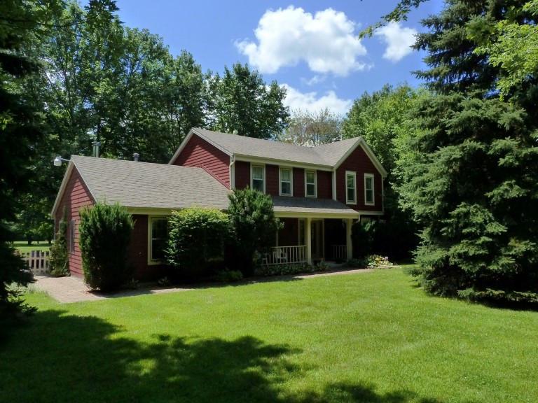 37625 88th St, Randall, WI 53105