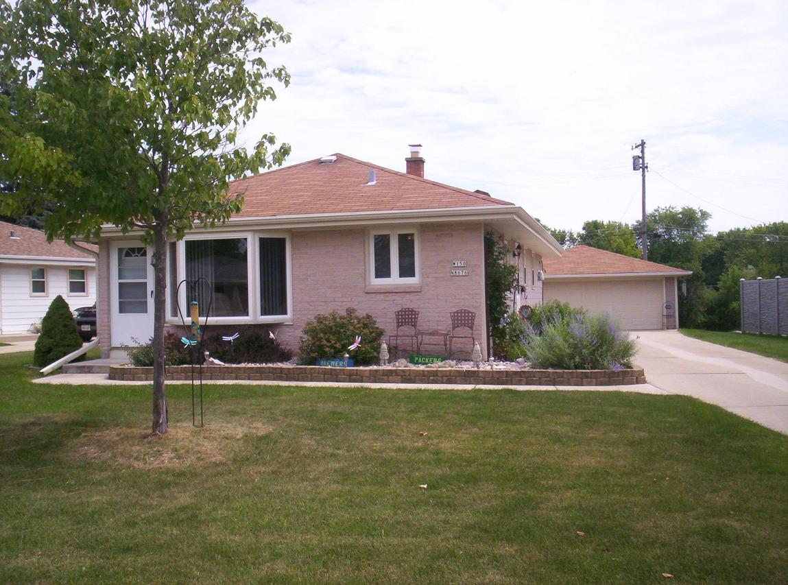 W150N8676 Wheeler Dr., Menomonee Falls, WI 53051
