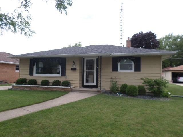 7932 20th Ave, Kenosha, WI 53143