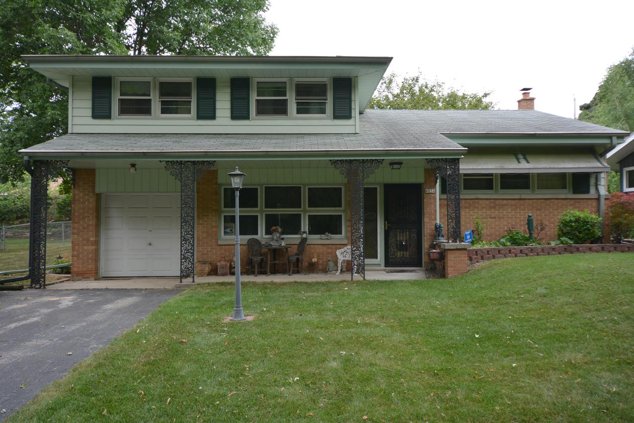 4834 W Calumet Rd, Brown Deer, WI 53223