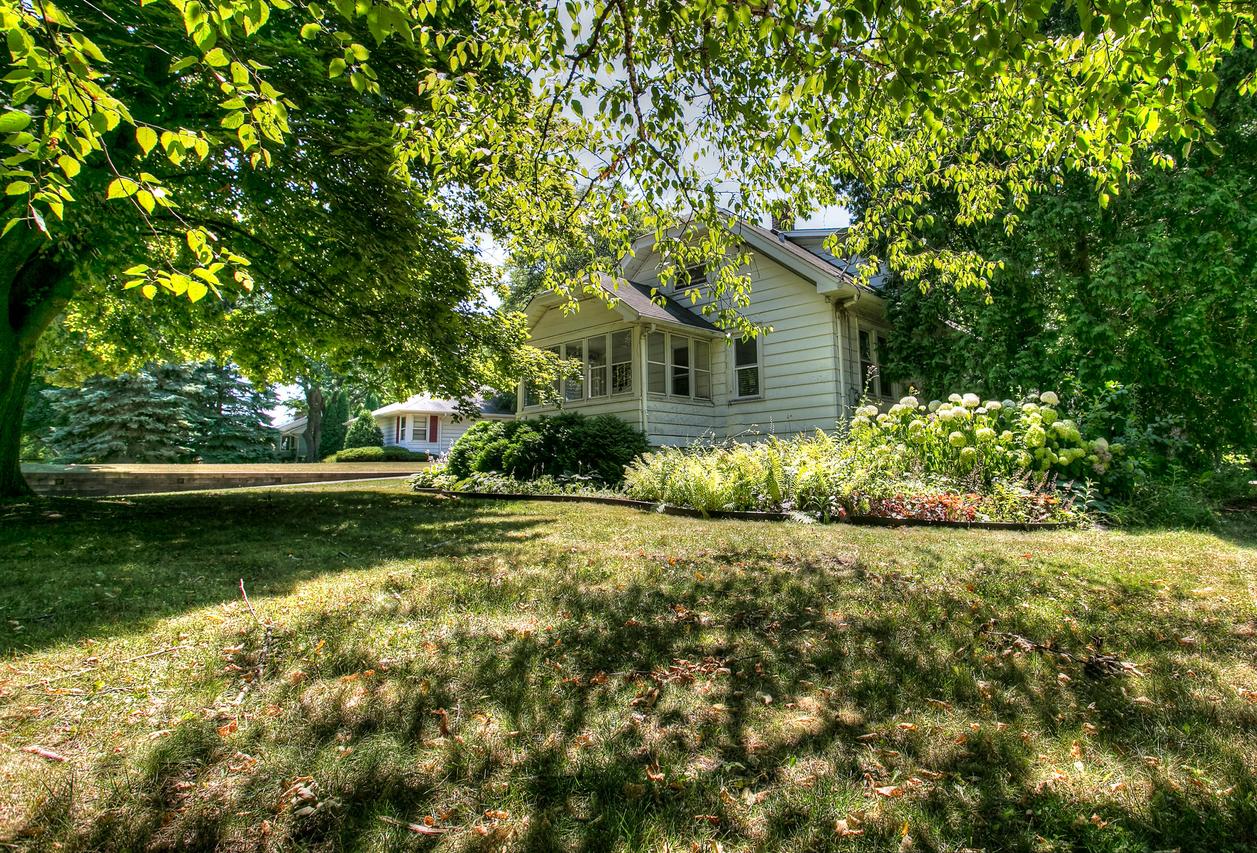 W224S3039 Racine Ave., Waukesha, WI 53186