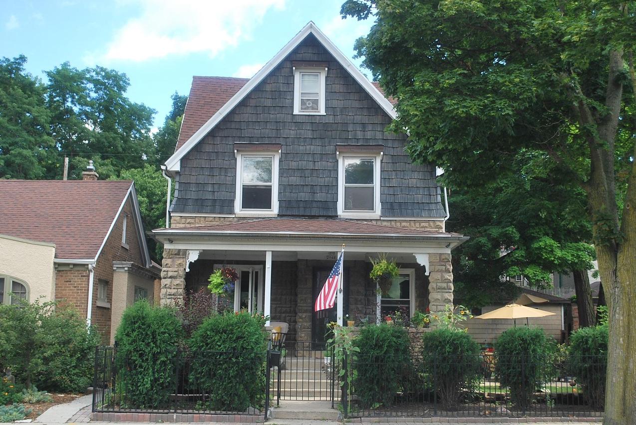 2948 S Delaware Ave., Milwaukee, WI 53207
