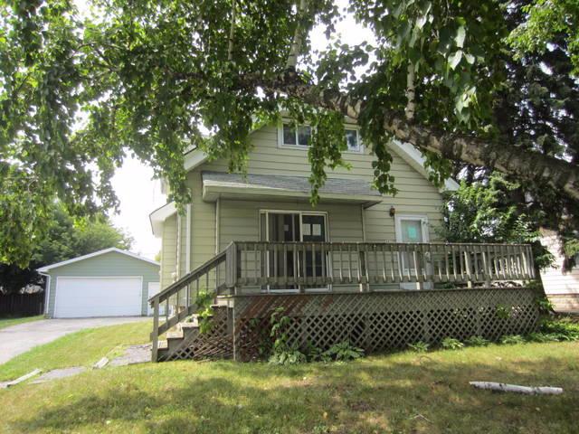 2447 S 84th St, West Allis, WI 53227