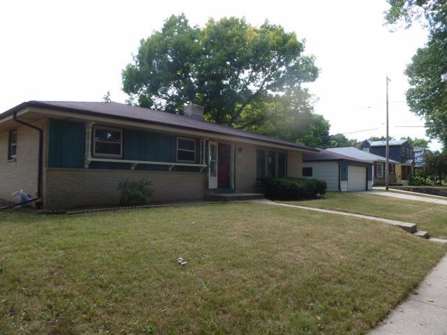 9817 W Harrison Ave, West Allis, WI 53227