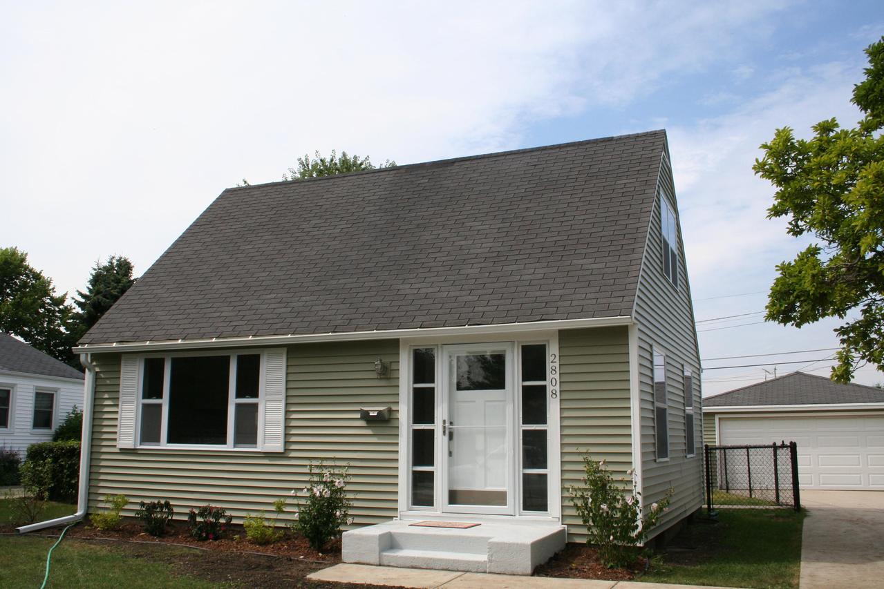 2808 Winthrop Ave, Racine, WI 53403