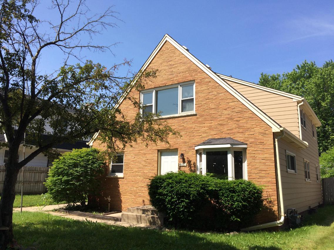5861 N 32nd St., Milwaukee, WI 53209