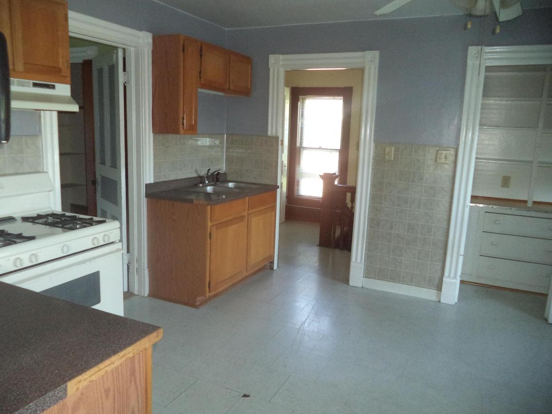 1715 Lassalle St., Racine, WI 53402