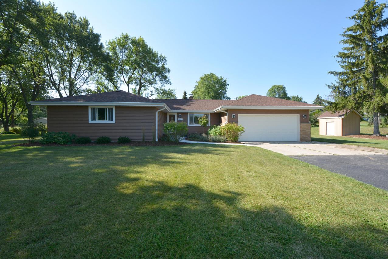 13617 W Lilac Ln., New Berlin, WI 53151