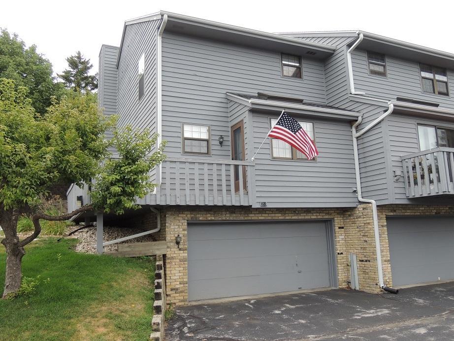 353 Lexington Ct #A, Pewaukee, WI 53072