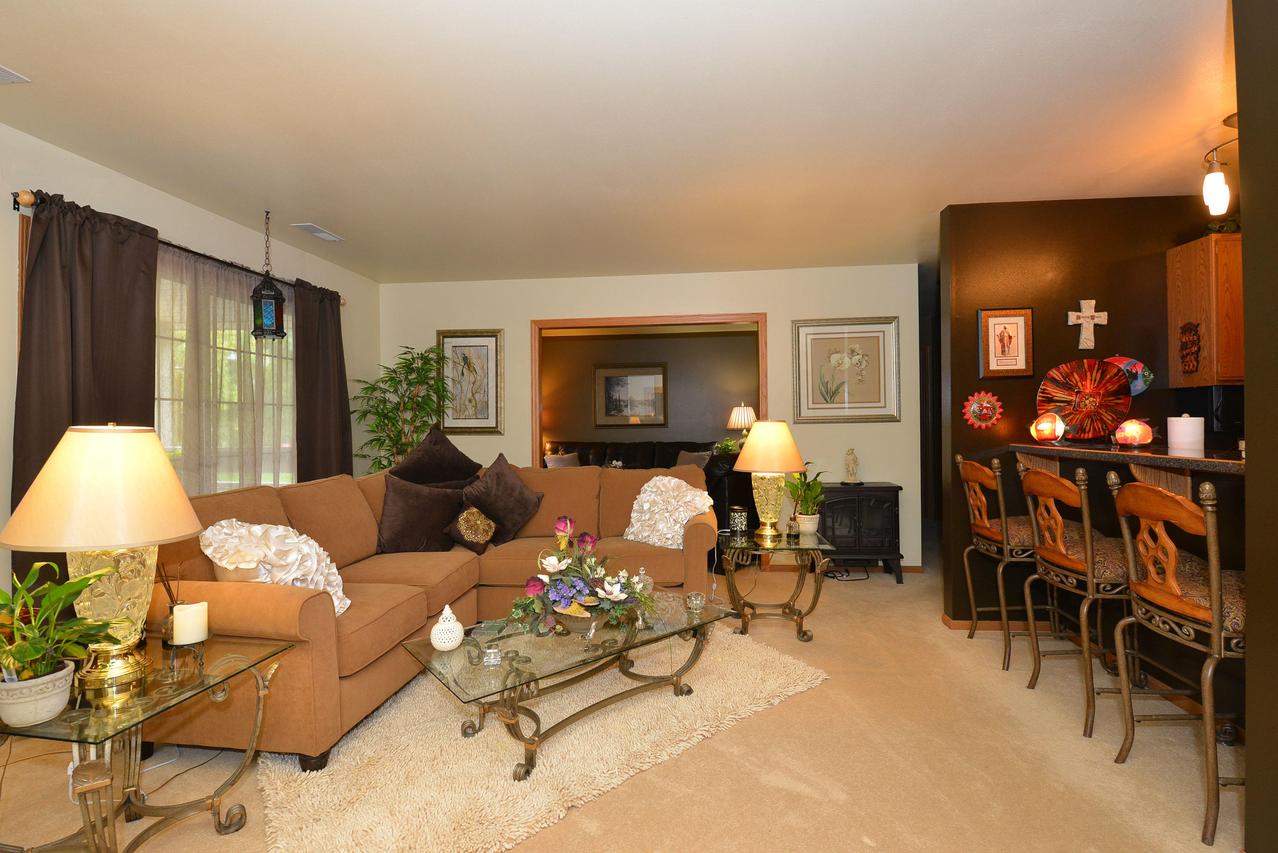 N80W12900 Fond Du Lac Ave #4, Menomonee Falls, WI 53051