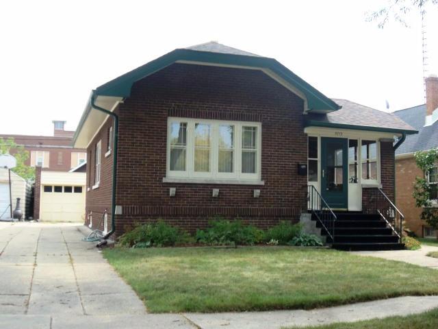 5713 34th Ave, Kenosha, WI 53144