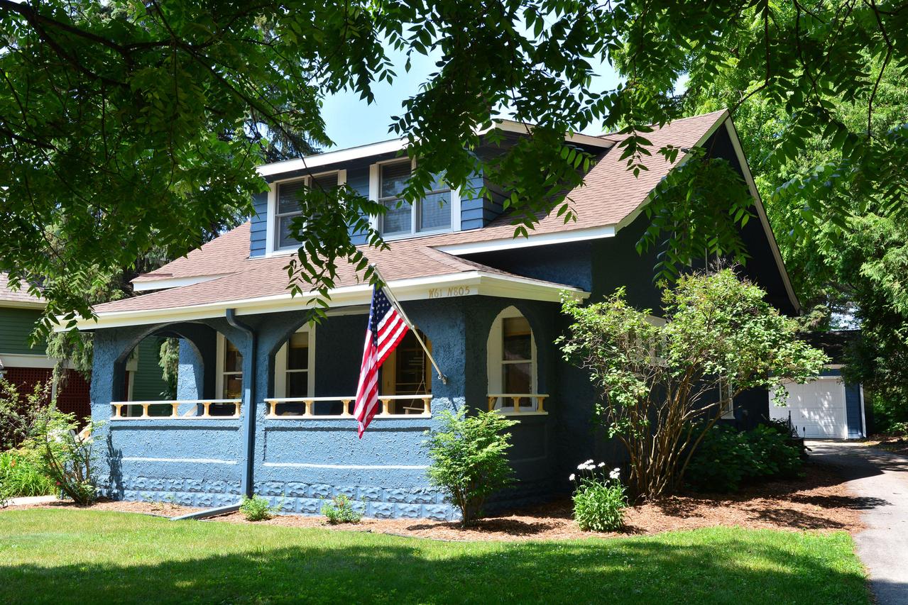 W61N805 Sheboygan Rd, Cedarburg, WI 53012