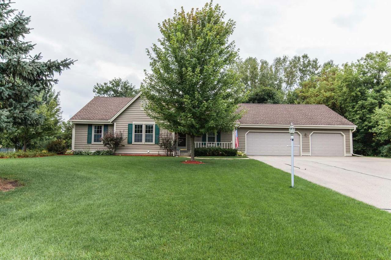 26345 Dukleth Rd, Norway, WI 53185