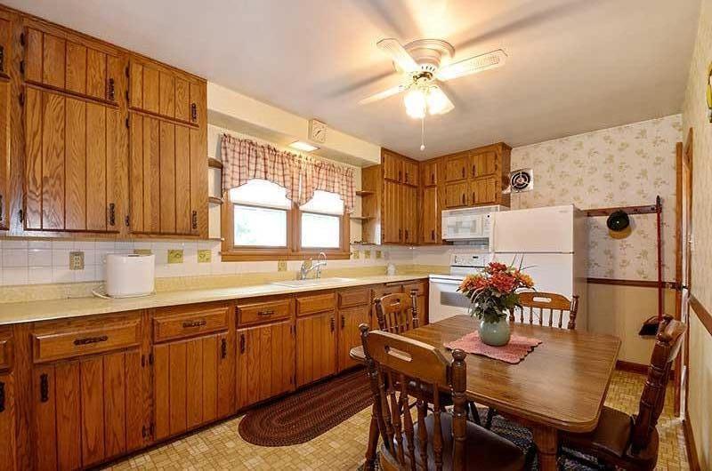 707 S 18th Ave, West Bend, WI 53095