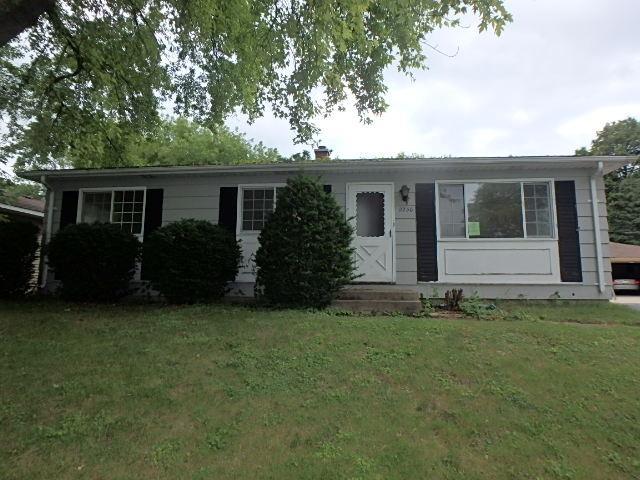 2230 Patricia Ln., Waukesha, WI 53188
