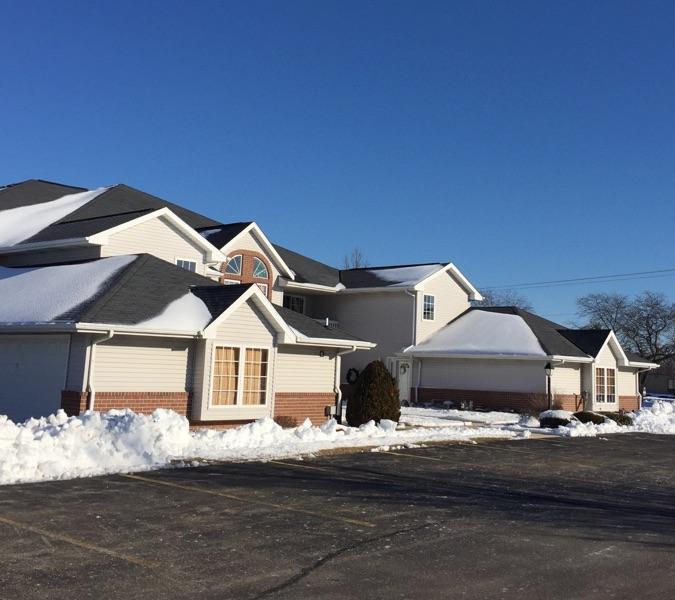 1254 Village Centre Dr #4, Somers, WI 53144