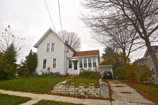 N89W16744 Cleveland Ave, Menomonee Falls, WI 53051