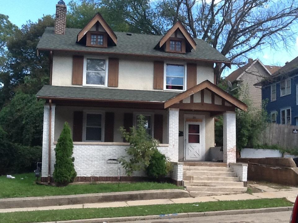 311 Park View, Racine, WI 53404