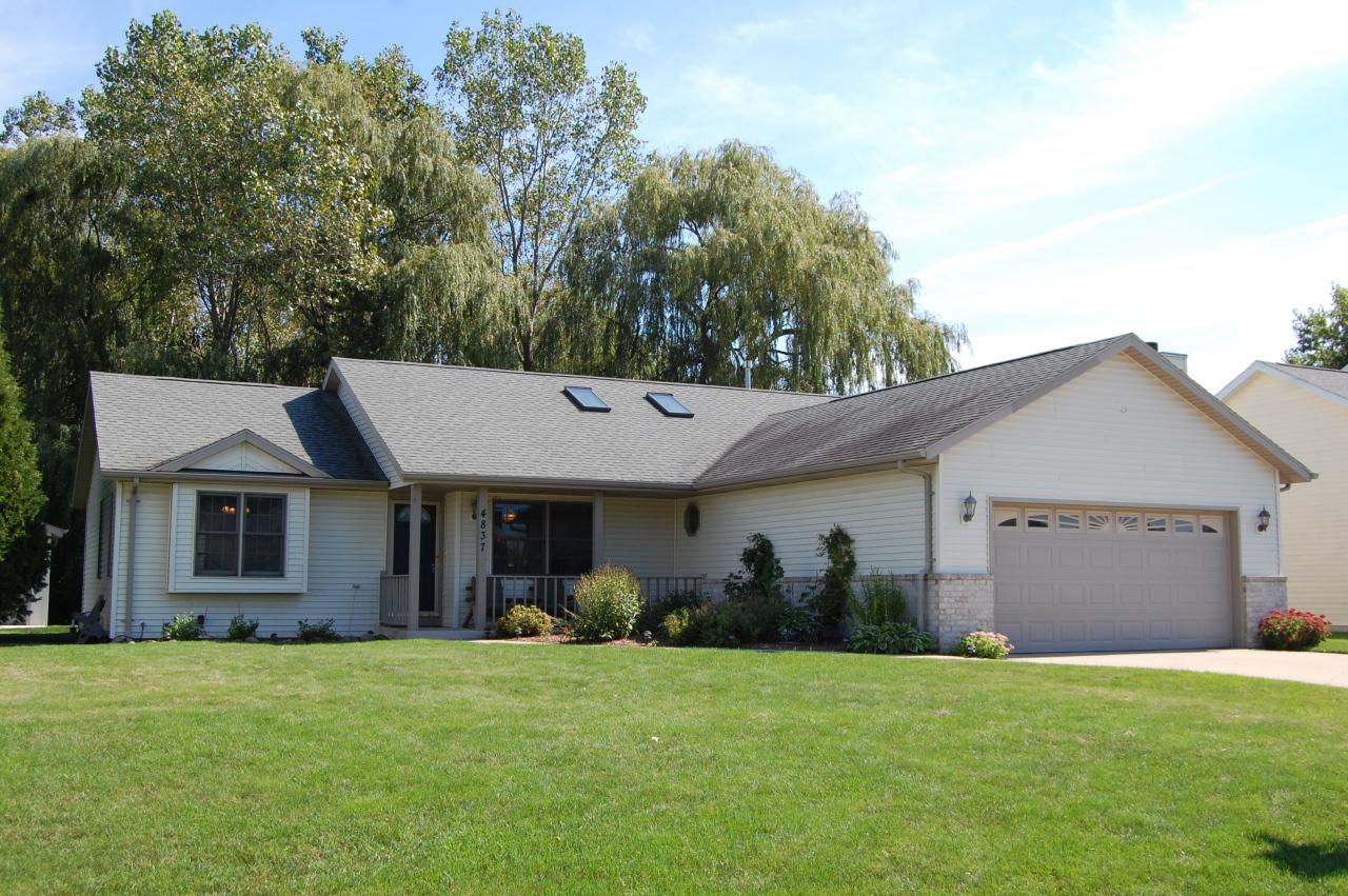 4837 Aberdeen Dr, Caledonia, WI 53402