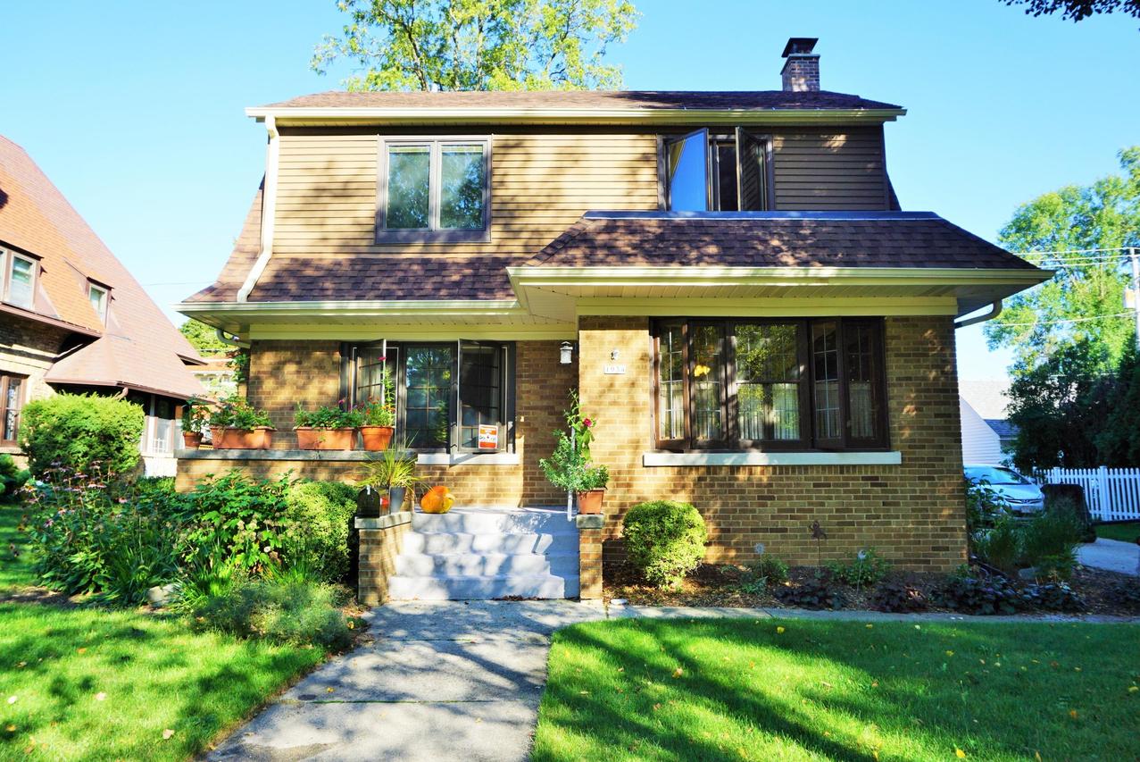 1934 Underwood Ave., Wauwatosa, WI 53213