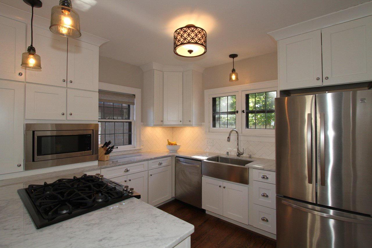 5024 N Larkin St, Whitefish Bay, WI 53217